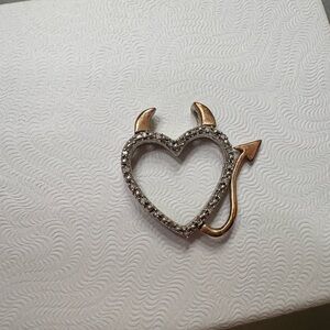 14k gold and diamond pendant